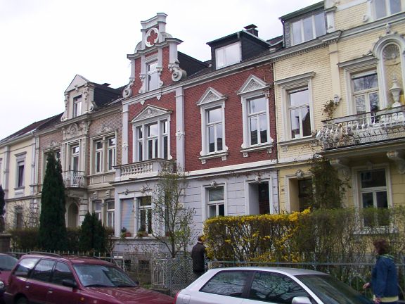 Errichtung einer Balkonanlage und Renovierung einer denkmalgeschützten Jugendstilvilla