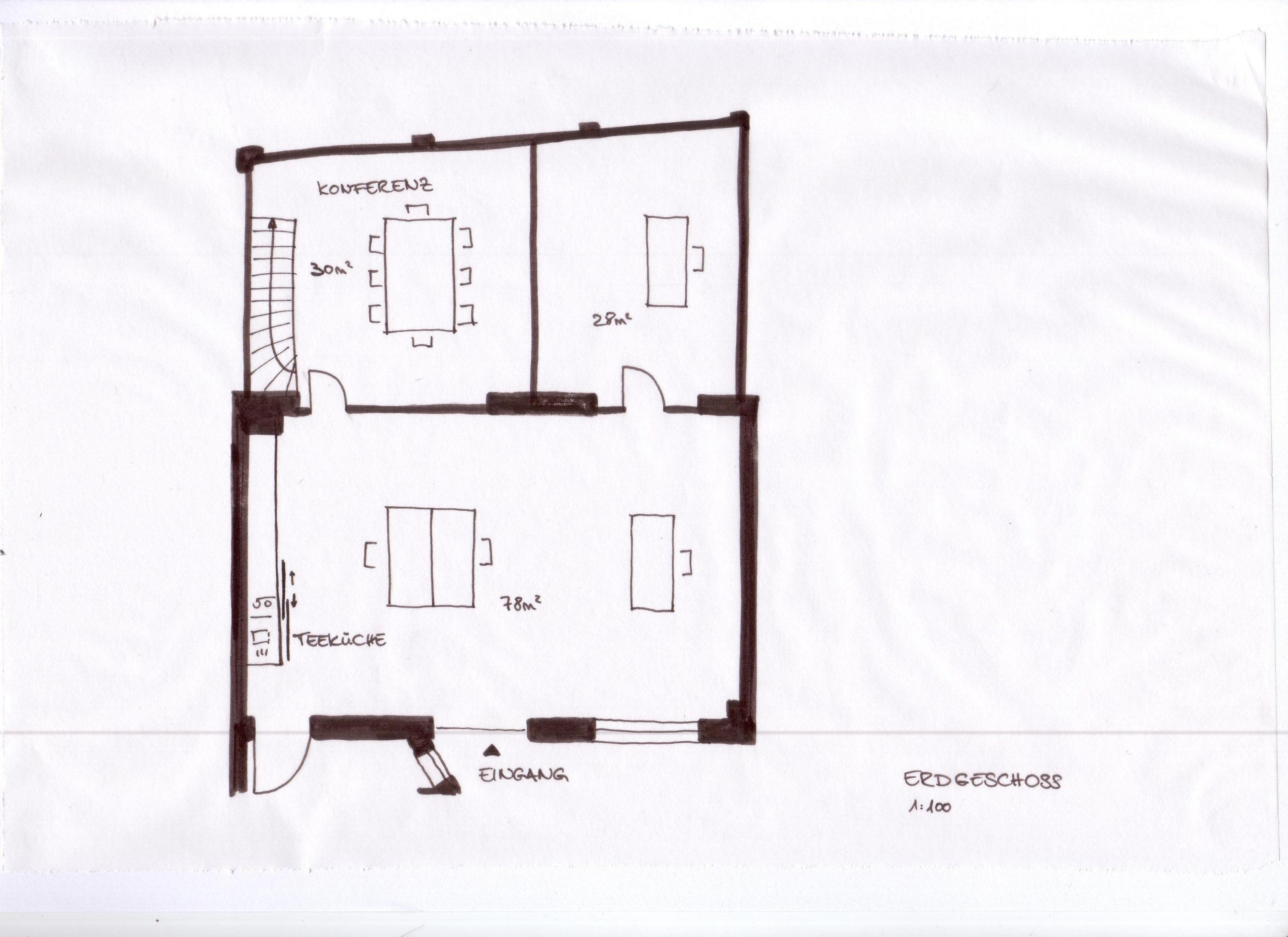 Umbau und Sanierung eines denkmalgeschützten Stadthauses, Ausbau des Dachgeschosses und einer ehemaligen Ofenbauwerkstatt