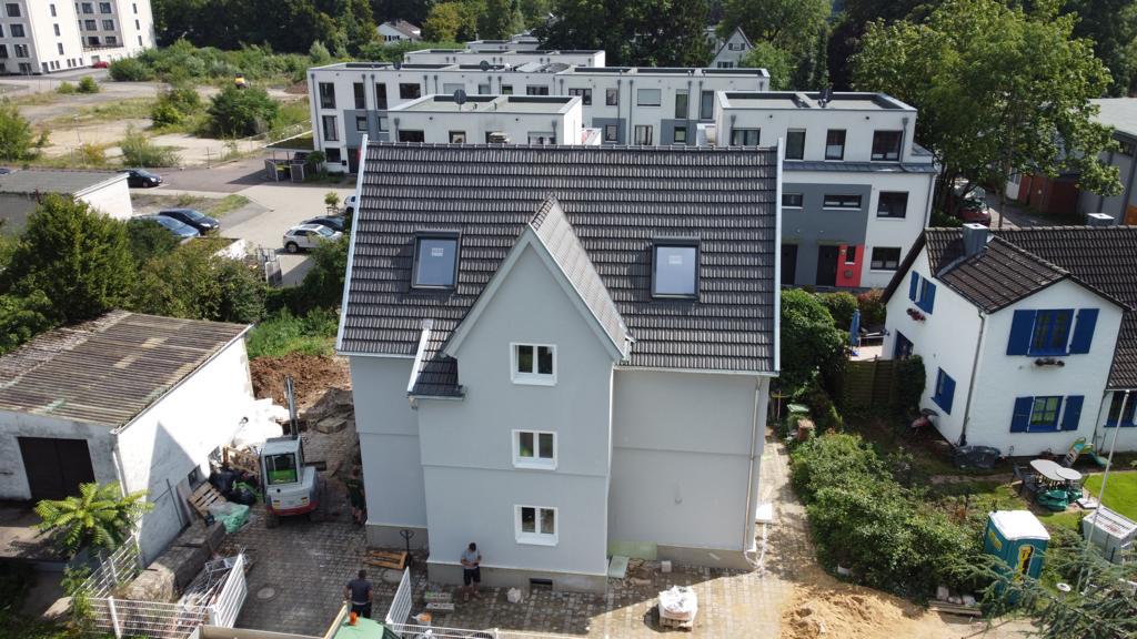 Sanierung und Umbau eines Zweifamilienwohnhauses