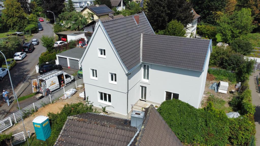 Sanierung und Umbau eines Zweifamilienwohnhauses