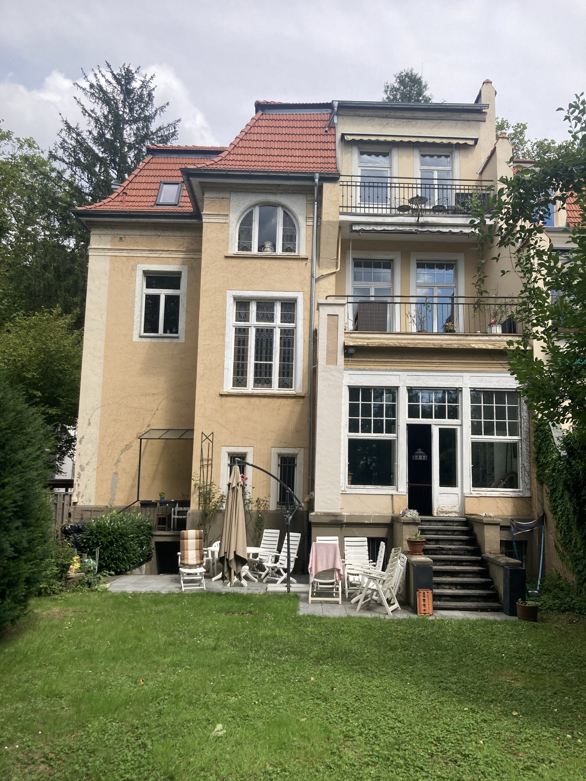 Errichtung eines Anbaus an ein Gründerzeithaus